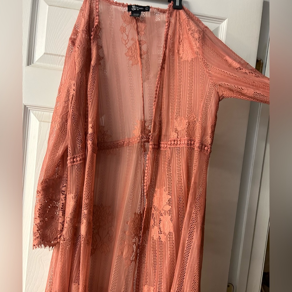 Miss Chievous Coral Lace Cover